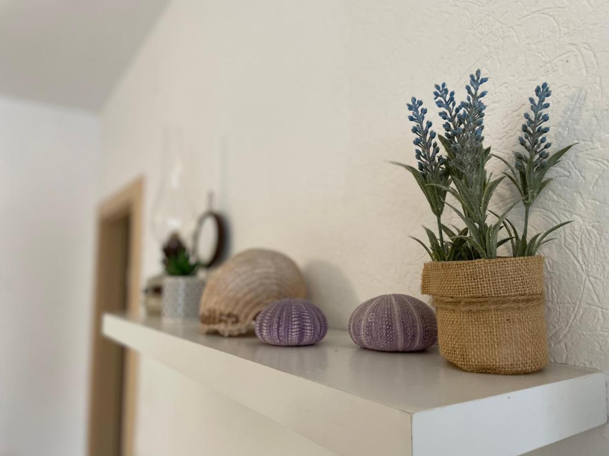 Studio Apartment Klaric Вис Экстерьер фото